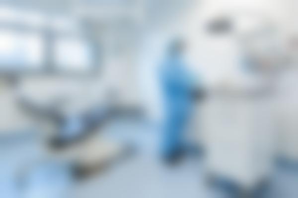 3、段玉成矫正设备
