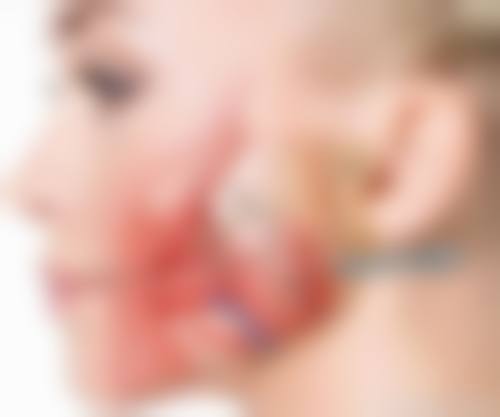 赵世平面部微整形实例