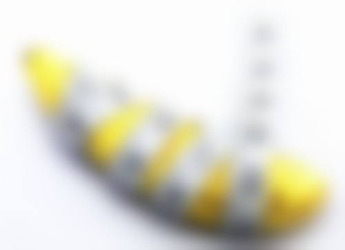 有效解决熬夜导致眼袋增大的方案有哪些？