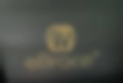 隆胸后取出假体胸部会变形吗？不同观点碰撞