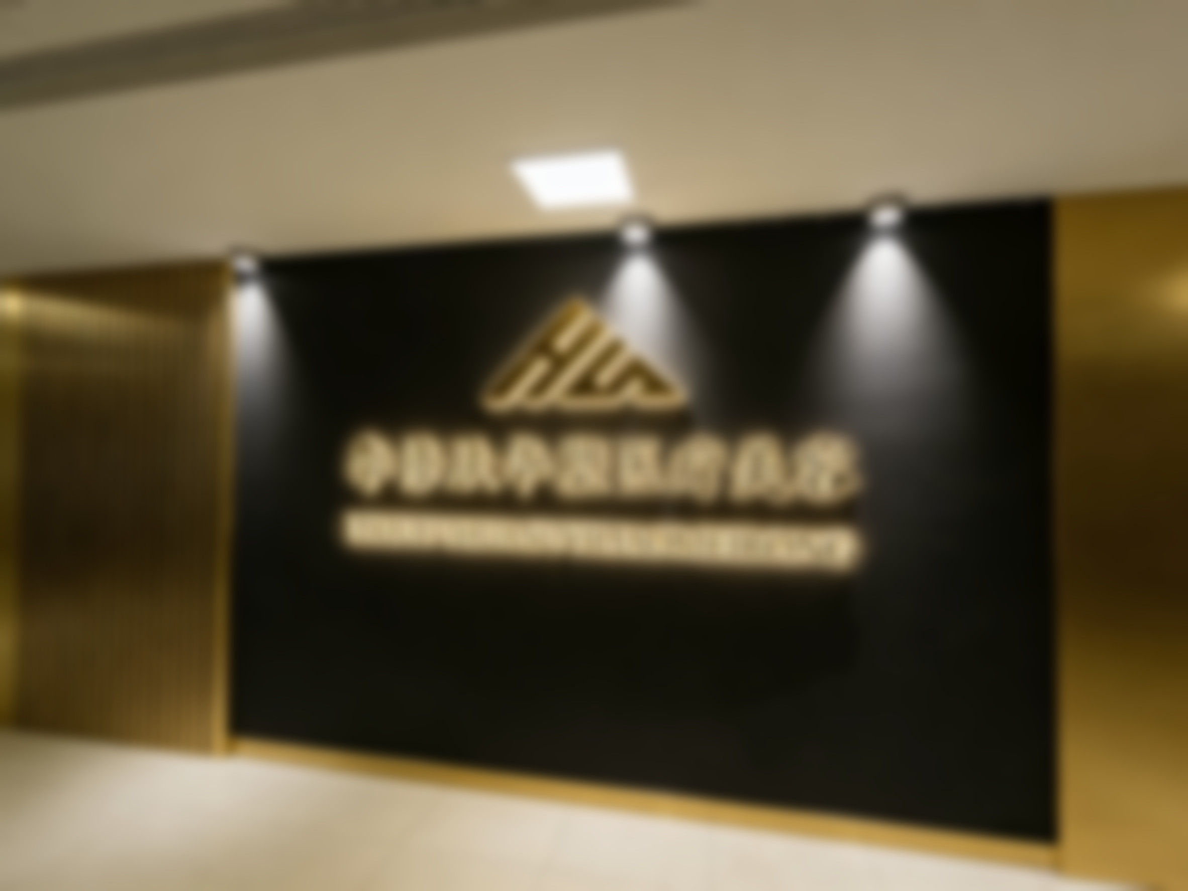 李荣权医生口腔美容整形怎么样可靠吗？