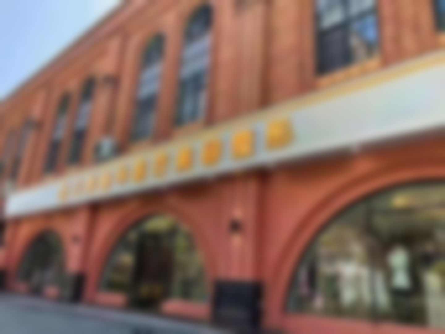 许昌正美韶华医疗整形郝文玉个人简历和成就揭秘，从业9年擅抗衰美肤焕青春光彩 